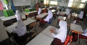 Asian Young School Girls Giving Blowjobs - I Wanted to Run Awayâ€: Abusive Dress Codes for Women and Girls in Indonesia  | HRW