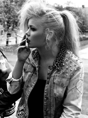 80s Punk Girl Porn - classic eighties punk , I want my hair like this !