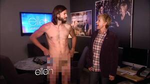 Ellen Degeneres Porn - Ashton Kutcher Gets Naked - YouTube