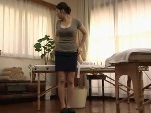 japanese milf massage - Japanese MILF massages and fuck during her trip to the spa