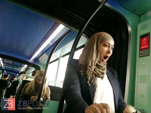 Arab Public Bus Porn - Demonstrating hijab muslim arab - ZB Porn