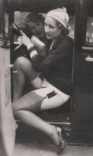 erotica vintage stockings - When 1920s Flappers' Stocking Postcards Were Considered \