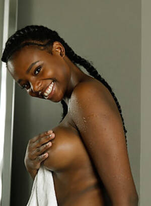 ebony black girls nude - Ebony Nudes, Naked Black Girls - Nerd Nudes