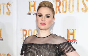 Anna Paquin Porn Star - Anna Paquin recognised herself in the sex scene accidentally shown on the  BBC News At Ten