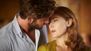 Liam Hemsworth Sex Porn - Kate Winslet's Love Scenes with Liam Hemsworth Made Her Teenage Daughter  Very Jealous | Vanity Fair