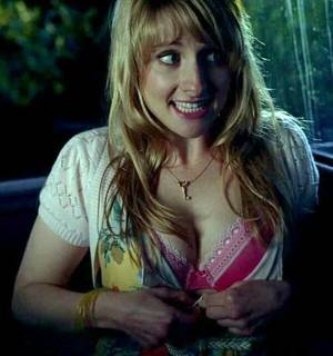 Melissa Rauch Hd Porn - Showing > The Big Bang Theory Bernadette Breast Size