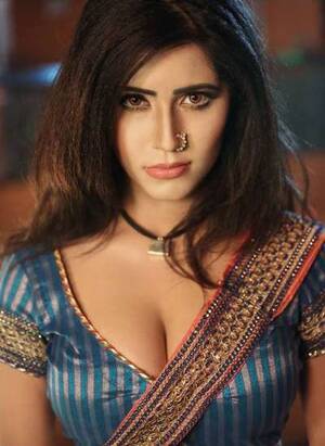 Bollywood Bangla Porn - Meet Bangladeshi girl Naila Nayem, the second Sunny Leone of world!