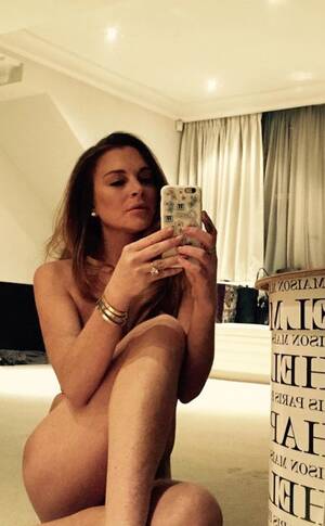 lindsay lohan topless beach - Lindsay Lohan Nude Pictures, Lindsay Lohan Nude Photos & Videos |  #TheFappening