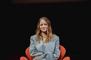 Celebrity Porn Emma Stine - Emma Stone Once Shared She Didn't Do Nude Scenes Because Her Dad Would  Never 'Speak to Me' Again