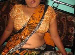 indian housewives nude clips - Non Nude Indian Porn Pics & Black Women Porno - EbonyLog.com