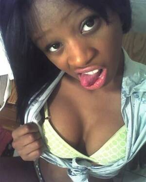 busty black cute - Busty black teen taking sexy selfshots of herself Porn Pictures, XXX  Photos, Sex Images #2698921 - PICTOA