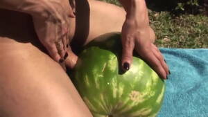 brazilian shemale fuck watermelon - Tranny Pegging A Watermelon | Anal Dream House