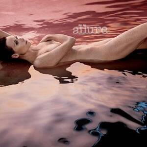 Minnie Driver Celebrity Porn - The Naked Truth: Photos of Nude Celebrities in Allure May 2014 | Allure