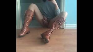 Lace Boots Porn - Unloading on New Lace-Up Boots - XVIDEOS.COM