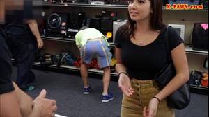 college girls flashing tits - Pretty amateur college girl flashes her tits and screwed - XVIDEOS.COM