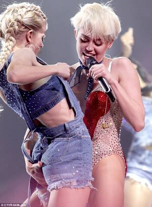 Miley Cyrus Lesbian Ass Eating - Miley Cyrus | MOTHERLESS.COM â„¢