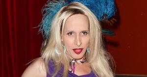 alexis arquette nude tranny - Porn Site Buys Alexis Arquette Sex Tape But Not For The Reason You'd Think  | HuffPost Voices
