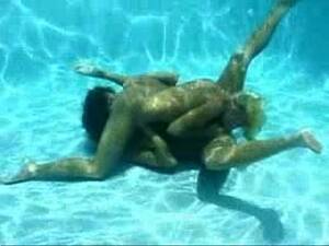 hot lesbian sex underwater - 