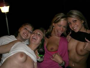 drunk teens at a party - drunk girls party Porn Pic - EPORNER