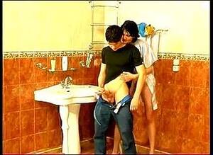 mature bathroom - Watch guy fuck mature woman on bathroom (who is she?) - Caught, Handjob  Finish, Russian Mother Porn - SpankBang