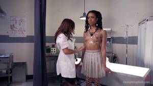 lesbian anal sex machine - 