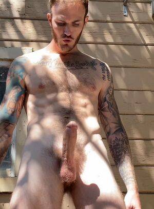 Christian Wilde Porn Star - Christian Wilde Strokes His Big Cock