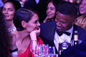 katie holmes anal sex - Katie Holmes and Jamie Foxx reportedly split after six years of dating |  Independent.ie
