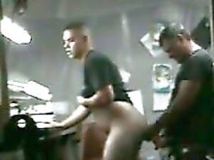 Amateur Hidden Cam Gay Porn - Hidden Camera Catches Gay Workers - porn video N12087430