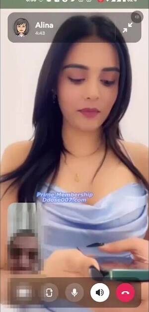 alina from real live nude cams - Alina Snapchat show