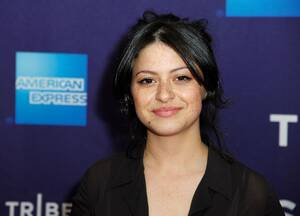 Arrested Development Porn Fakes - Arrested Development's Alia Shawkat: I mistake fake proposals for real |  Metro News