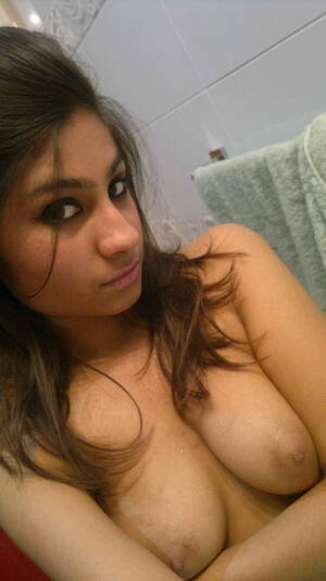 indian teen perky - Perky Tits Hot Indian Teen Full Nude Pics - Indian Girls Club