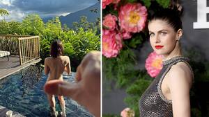 Alexandra Daddario Having Sex - The White Lotus' star Alexandra Daddario bares all in sizzling snap: 'Take  a vacation from your problems' | Fox News