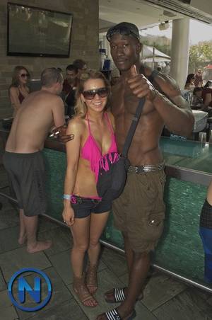 interracial wife vacation gallery - A holiday she won't forget.