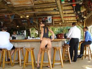 naked wife beach bar - Public Nudity Wife Flashes Nude Ass at the Beach Bar