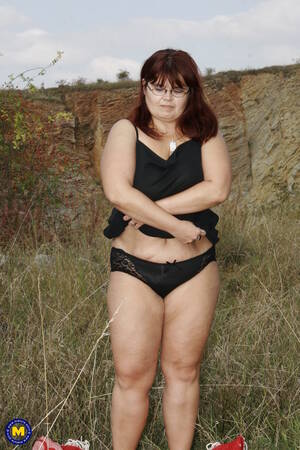 hot bbw public - Sexy bbw gets fucked by a toyboy in public - Mature.nl