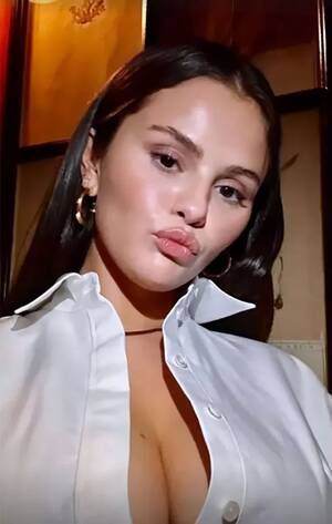 Lesbian Strapon With Selena Gomez - Selena Gomez risks wardrobe malfunction as she sizzles in see-through shirt  dress - Daily Star