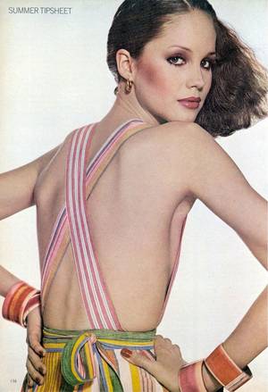 1970s Fashion Porn - Vogue Editorial May 1976 - Rosie Vela by Irving Penn