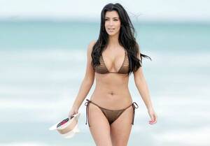 naked kim kardashian at beach - Kim Kardashian Now Finds Her Nude 'Porn' Photos 'Beautiful' â€“ India TV