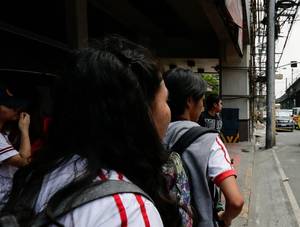 Busy Street Porn - (File pix) Photo shows pedestrians in Manila, Philippines. The mayor of the  Philippines' major financial hub said on Wednesday that she has launched an  ...