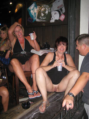 key west upskirt - 6900105532_880d44eac2_k.jpg - UPSKIRTS! Pussies on Display! |  MOTHERLESS.COM â„¢