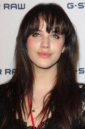 Jessica Brown Findlay - Publican un video Ã­ntimo de la actriz Jessica Brown Findlay â€“ Publimetro  Colombia