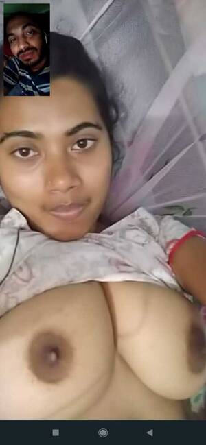 Indian Girl With Huge Tits Porn - Big Tits Indian Girl's Topless Video Call Screenshots | Videbd.Com