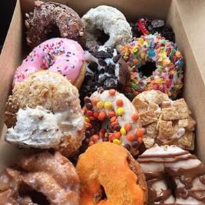 Extreme Food Porn - Pinterest: Montse â™¥ Â· Sweet DessertsDessert RecipesExtreme Food DoughnutsHeartFood PornFoodiesSweet ...