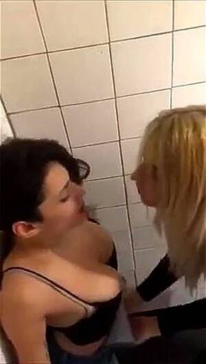 bathroom lesbian - Watch bathroom lesbian voyeur - Blonde, Femdom, Public Porn - SpankBang