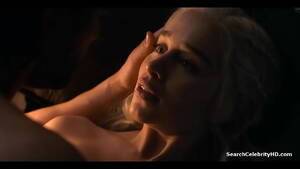 emilia clarke sex - Emilia Clarke - Game Of Thrones - S07E07 - XNXX.COM