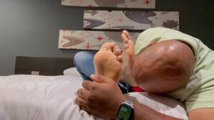Doctor Feet Porn - Feet1: Male Feet Worship Doctor's Appointment - ThisVid.com