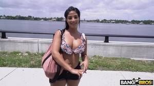 Latina Pick Up Porn - Picked-Up Busty Latina fucks hard right in Car