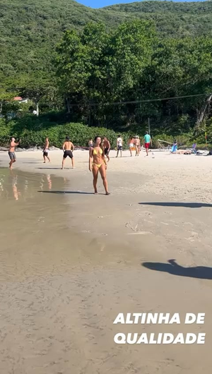naked public beach porn - Brazilian girls at the beach : r/BeAmazed