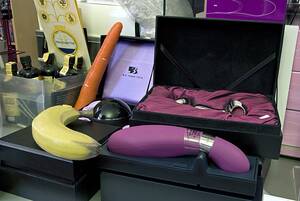 Extreme Forced Toys - Sex toy - Wikipedia