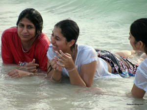 hot desi girl naked water - Desi girls all wet in sea in transparent white clothes ~ 10 .